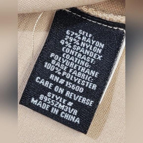 VIOLETS AND ROSES STITCH FIX EXCLUSIVE Women's Size Medium Faux Leather Sleeves - Picture 7 of 11